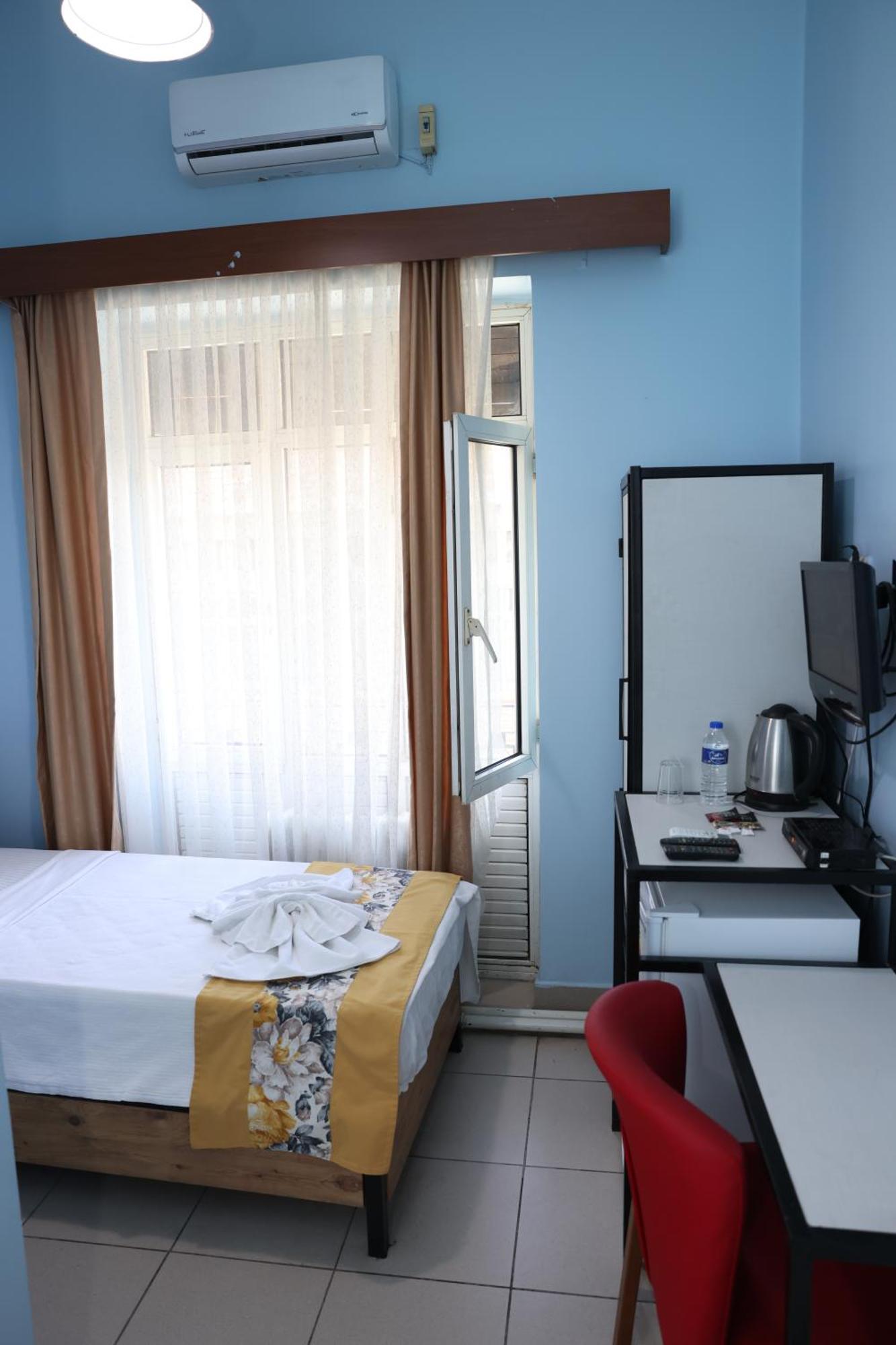 The Time Hotel Адана Екстериор снимка