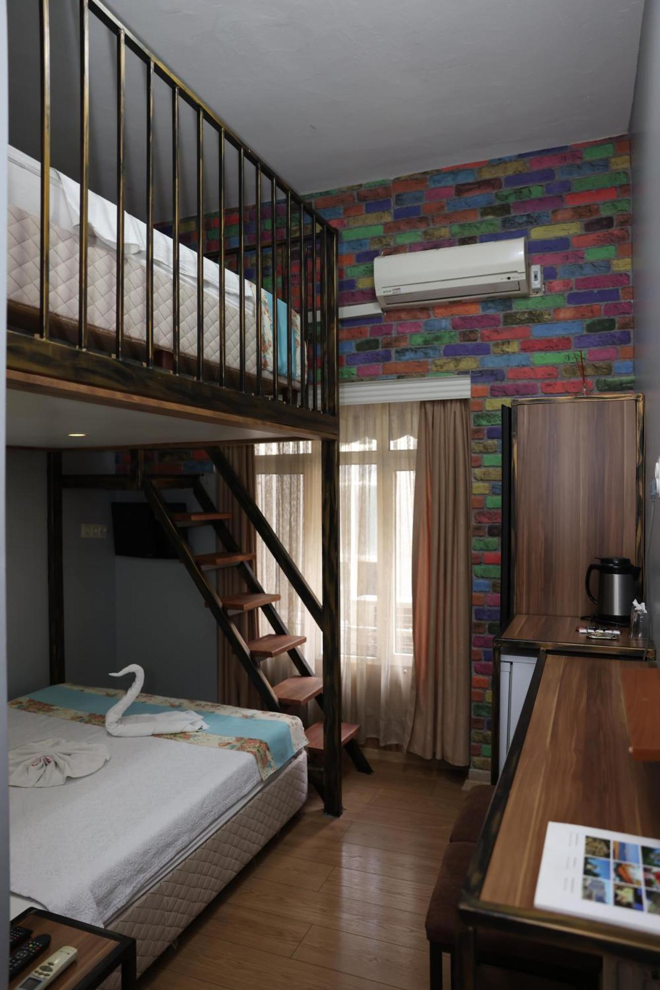 The Time Hotel Адана Екстериор снимка